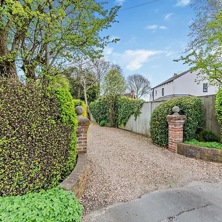 1 Bed In North Yorkshire Hh097 هاروغايت